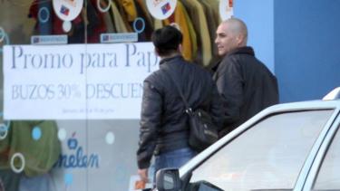 En junio de 2012, un fotógrafo descubrió a Poblete caminando por las calles de Zapala, pese a que no tenía ninguna autorización para hacerlo. Foto gentileza.