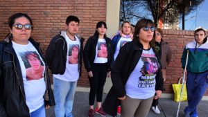 Familiares de una víctima de Allen se manifestaron por el juicio contra sus agresores