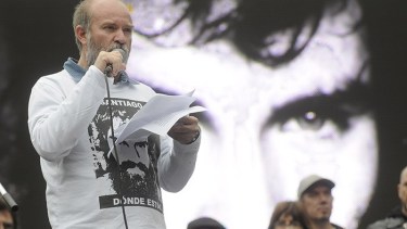 Sergio Maldonado llegó al Alto Valle para presentar el libro «Olvidar es imposible» sobre la búsqueda de su hermano