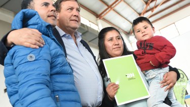 El acto fue encabezado por el gobernador Weretilneck. Fotos: Mauricio Martin