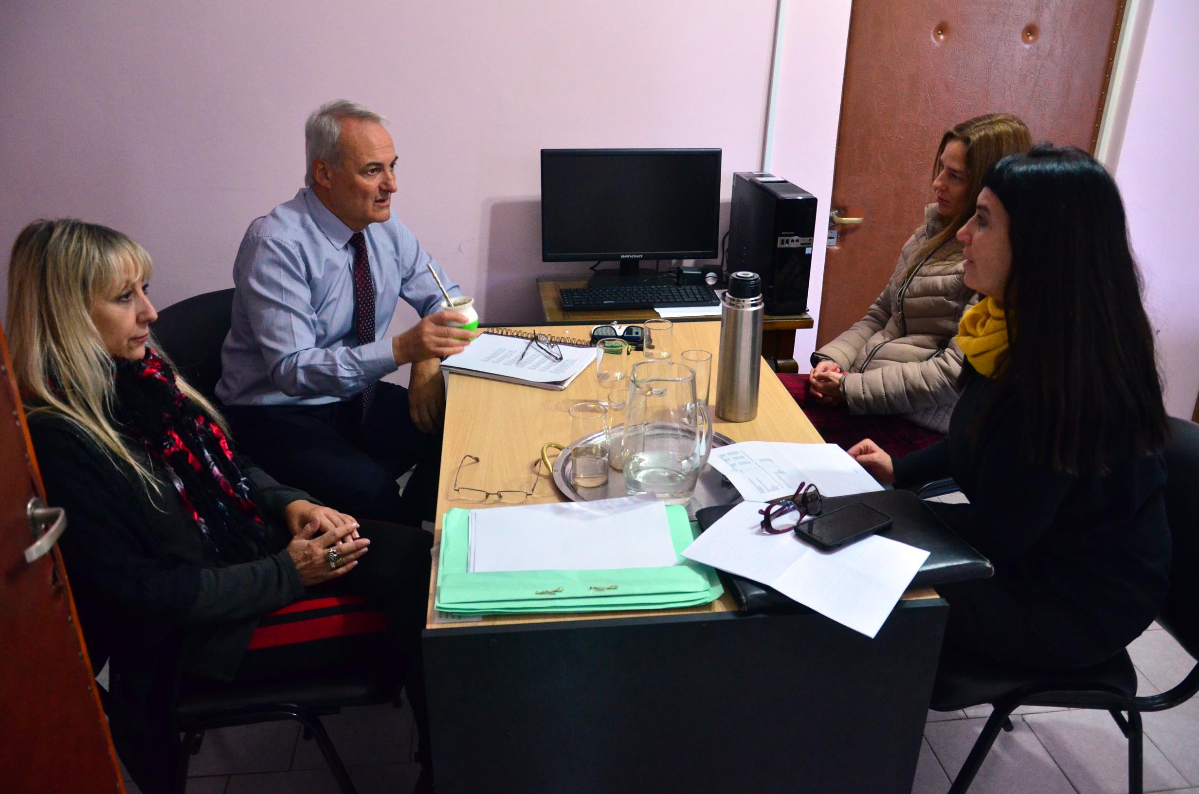 La reunión se relalizó en la Secretaríade Trabajo de la provincia. Foto: Marcelo Ochoa