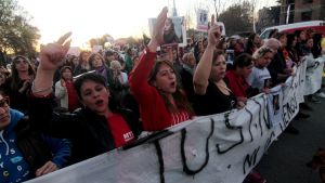 Más de 20.000 personas en Plottier pidieron justicia por el femicidio de Cielo López