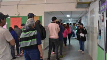 casi el 60 por ciento del padrón ya emitió su voto. Foto: Yamil Regules