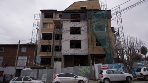 Tasa para construir en Bariloche: denuncian aumentos de 1.200%