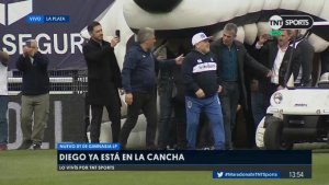 El estadio de Gimnasia se vistió de fiesta para recibir a Maradona