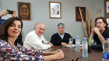 Oscar Parrilli busca mejorar su performance y se fue a buscar a intendentes del MPN desencantados como Nicolás Di Fonzo de El Chocón. Foto gentileza
