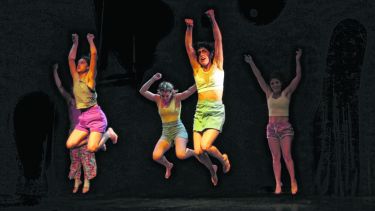 Todas las funciones serán a la gorra y las entradas podrán retirarse una hora antes de la función en cada sala. 