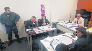 Una puja de poder desató el  crimen en la toma de Regina