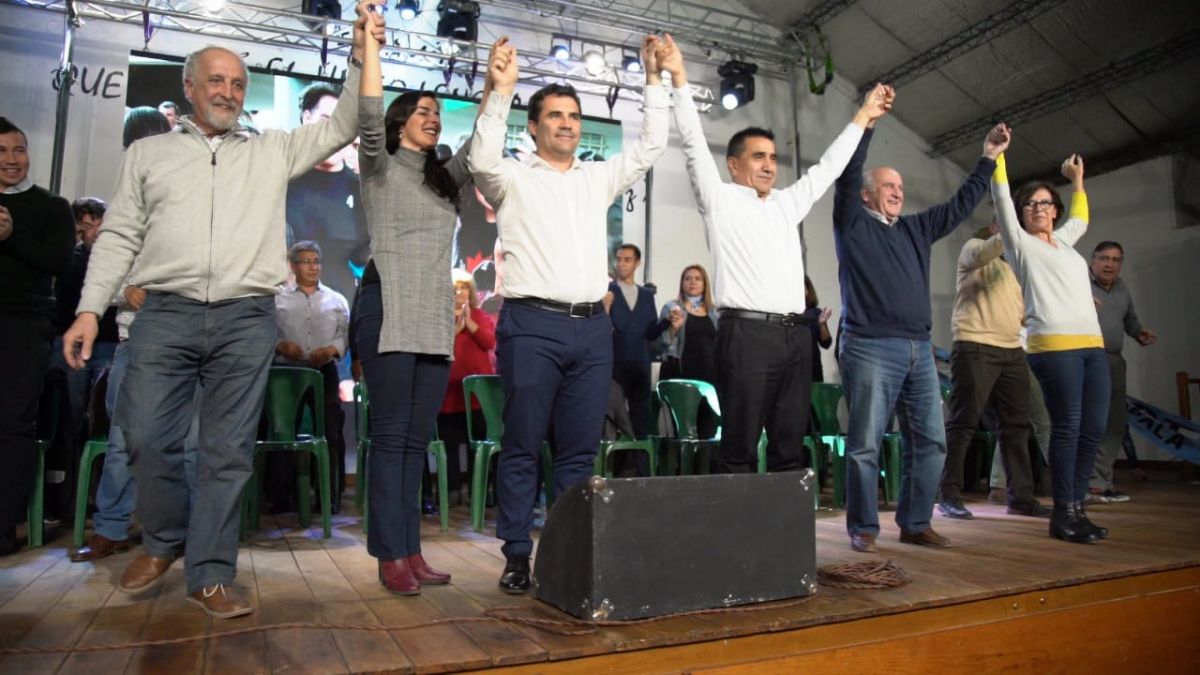 El Frente de Todos lanzó anoche, en Cutral Co, la campaña para las elecciones nacionales del 27 de octubre. (Gentileza).-
