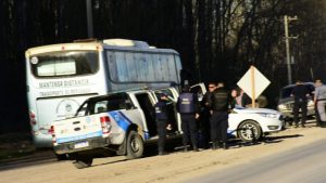 Fuga cinematográfica de presos en plena Ruta 22