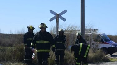 Accidente fatal entre un tren y una moto en Roca