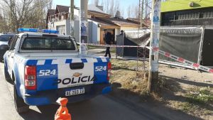 Encontraron un hombre muerto e investigan un posible homicidio en Neuquén