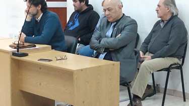 Juan Reggioni, su pareja Elba Maldonado, el hijo Diego Quintero, y Julia Susana Arellano Sánchez fueron encontrados culpables del delito de negociaciones incompatibles con la función pública. Foto: Agencia Cipolletti