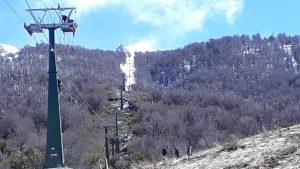 Bariloche: descarrilaron dos medios de elevación en Catedral