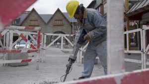 Arrancó de nuevo la obra de la calle Mitre de Bariloche