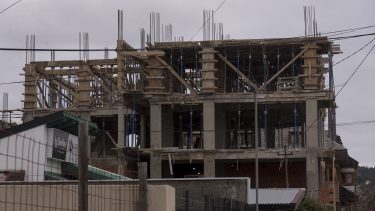 Obrero de la construcción se lastimó trabajando y cobrará cerca de 100 mil pesos