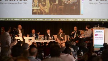 La emergencia alimentaria se coló en un debate de finanzas en Llao Llao