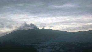 El volcán Copahue incrementó su actividad, pero no  hay riesgo