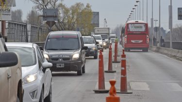 Cortarán de forma total los puentes Neuquén-Cipolletti por reclamos sociales