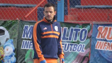 Pablo Batalla debutará en la Primera del Deportivo Roca el próximo domingo