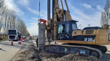 Comenzó la construcción del sexto puente de la Ruta 22, entre Godoy y Cervantes