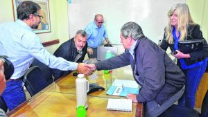 Habría compensación de $5.000 para estatales rionegrinos