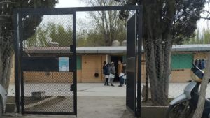 Preocupación en una escuela rural de Allen por el robo de las luminarias