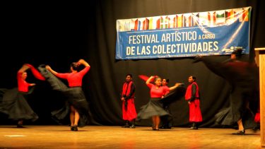 Se realizó el Festival de las Colectividades en Viedma