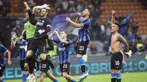 Inter ganó y se mantiene arriba en Italia: mirá los goles