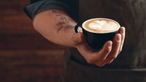 Nuevas preparaciones de café para disfrutar esta primavera, ofrecen en Roca