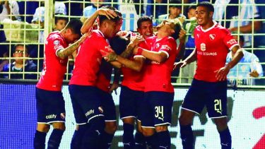 Superliga: Independiente ganó y recuperó el aire en Tucumán