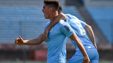 El Tuti es titular en Avellaneda.