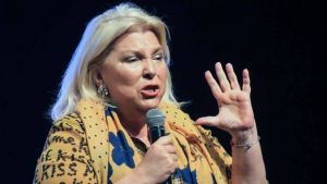 Carrió: «Estoy enojada con Macri, me faltó el respeto»