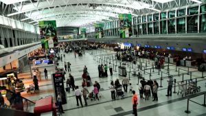 Coronavirus: comenzaron los controles a pasajeros que llegan a Ezeiza desde Italia