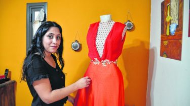 La emprendedora rompe con las imposiciones del mercado. (Foto: Yamil Regules)