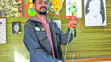 Hace diez años que le pone empeño a su emprendimiento. Tuvo que sortear varias crisis pero logró mantenerse de pie. (FOTO: Florencia Salto)