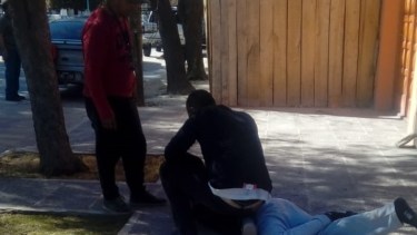 Un silbato y la ayuda de los vecinos detuvieron un robo en el centro de Roca