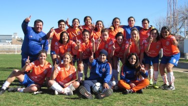 La felicidad del plantel naranja luego del histórico título.