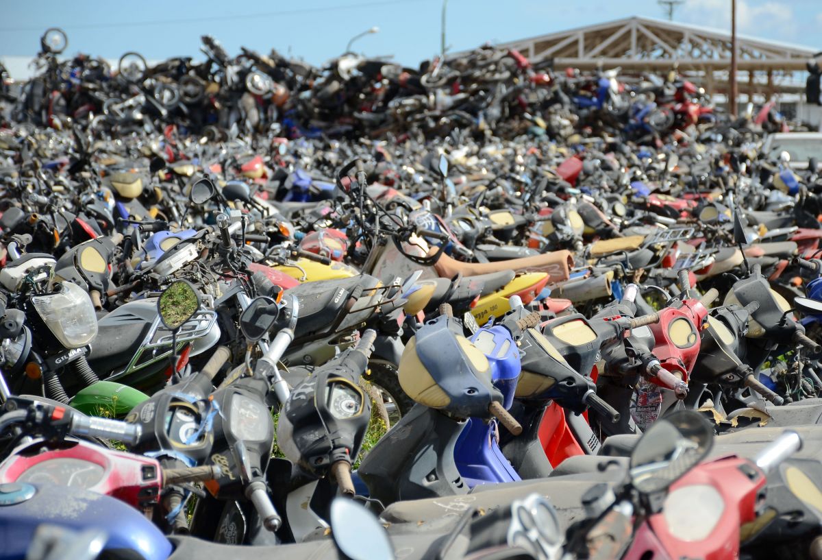 El depósito de vehículos de Parque Industrial suele estar colapsado por autos y motos. (Foto: Archivo.-)