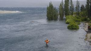 Desde Bariloche advierten el riesgo de adelantar la temporada de pesca