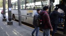 Imagen de Bariloche restablece el servicio de colectivos al aeropuerto