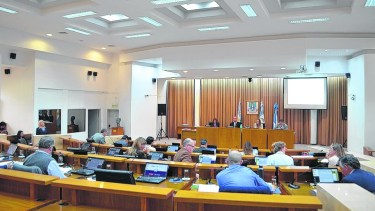 Hay un corrimiento de las autoridades del Deliberante por licencia de  Francisco Sánchez y Guillermo Monzani de intendente a cargo