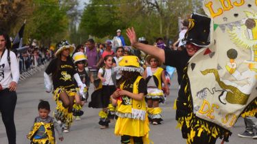 - Así fue el desfile aniversario de Cervantes. - (Foto: Andrés Maripe)