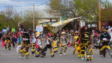 - Así fue el desfile aniversario de Cervantes. - (Foto: Andrés Maripe)