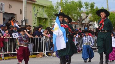 - Así fue el desfile aniversario de Cervantes. - (Foto: Andrés Maripe)