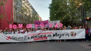 Cerca de 200 mil mujeres participaron de la marcha del Encuentro de Mujeres