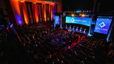 El debate se desarrolla en el Aula Magna de la UBA. (Foto: gentileza Debate Argentina)