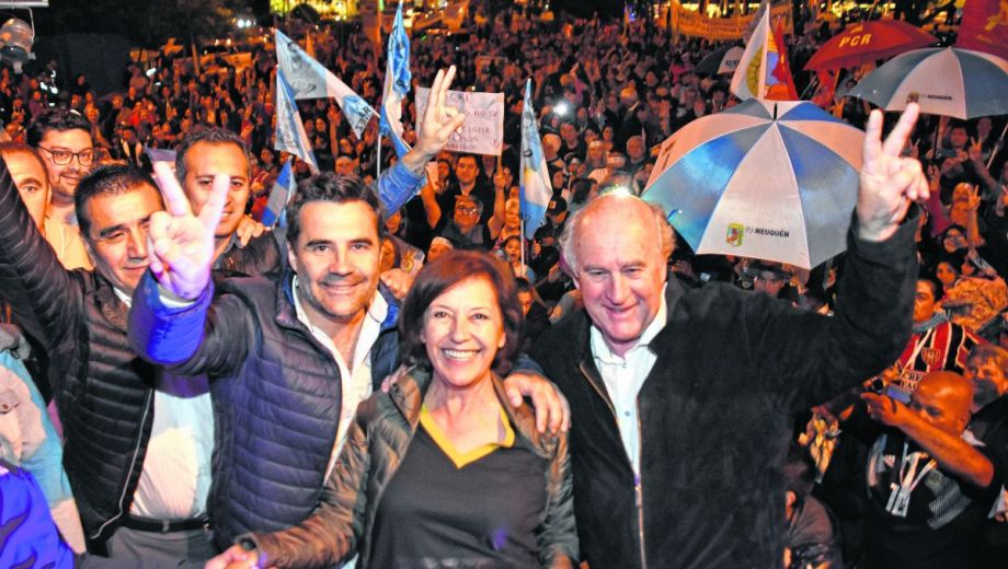 Imagen-Festejos-todos-Thomes