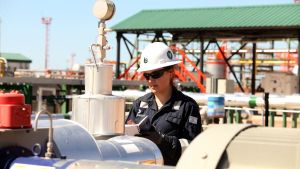 Crece la cantidad de mujeres en las petroleras