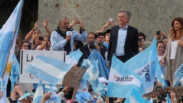 El martes 8 de octubre Pechi ofició de anfitrión de Macri en la marcha del "Sí, se puede." Foto: Oscar Livera.